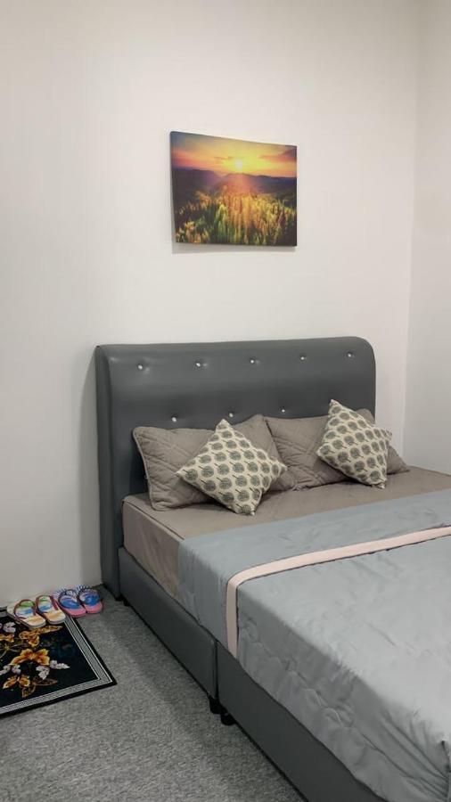 Euc Room Stay Tuaran Eksteriør billede