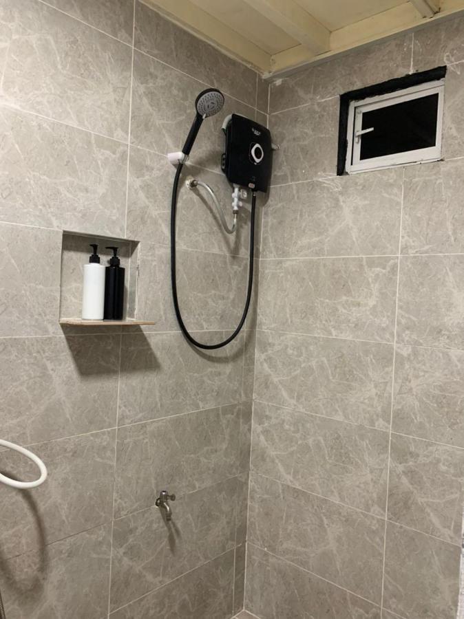 Euc Room Stay Tuaran Eksteriør billede